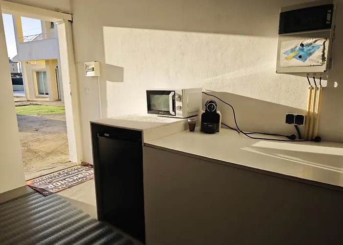 Maison d'hôtes Garage Pool & Relax *