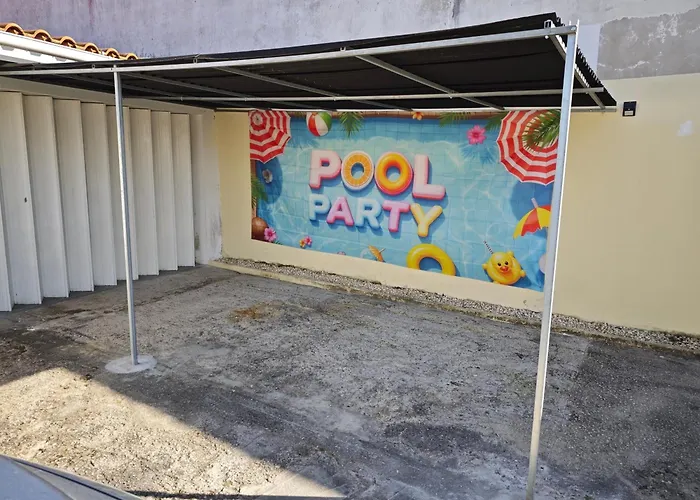 Garage Pool & Relax Maison d'hôtes *