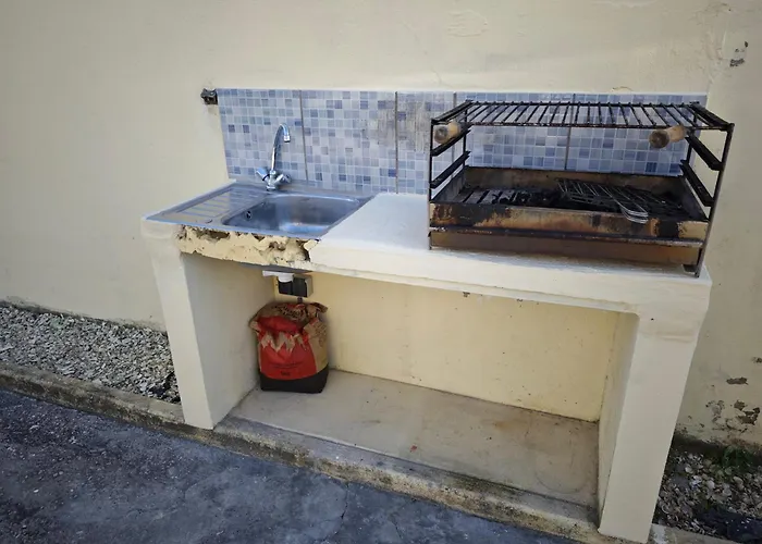 Maison d'hôtes Garage Pool & Relax *